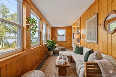 156 Gershom Ave, Lowell, MA 01854 - Photo 9