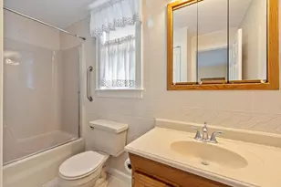 156 Gershom Ave, Lowell, MA 01854 - Photo 5