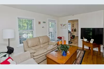 109 College St, South Hadley, MA 01075 - Photo 13