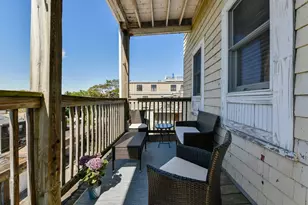 539 E 7th St, Boston, MA 02127 - Photo 17
