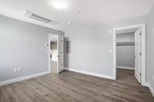 632 Centre St, Boston, MA 02139 - Photo 7