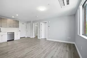 632 Centre St, Boston, MA 02139 - Photo 3