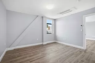 632 Centre St, Boston, MA 02139 - Photo 5