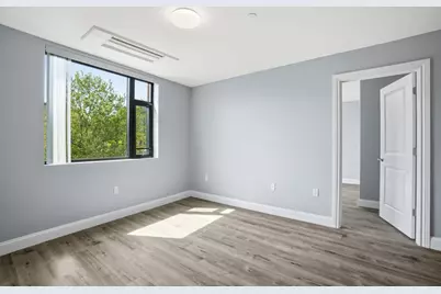 632 Centre St #301, Boston, MA 02139 - Photo 5