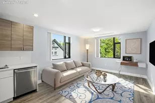 632 Centre St, Boston, MA 02139 - Photo 7