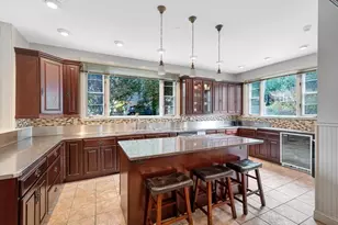305 Andover St, Lowell, MA 01852 - Photo 17