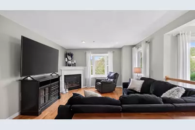 5 Governors Way #B, Milford, MA 01757 - Photo 13
