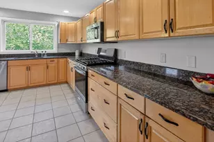 5 Governors Way, Milford, MA 01757 - Photo 21