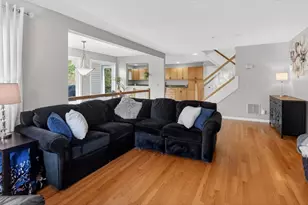 5 Governors Way, Milford, MA 01757 - Photo 11