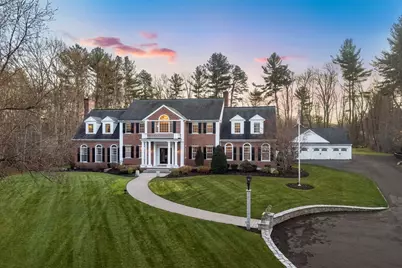 40 Grandview Rd, Chelmsford, MA 01824 - Photo 1