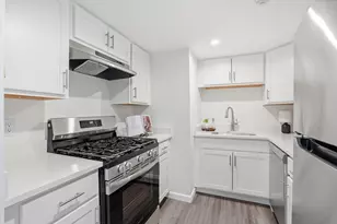 10 Kingswood Dr, Abington, MA 02351 - Photo 13