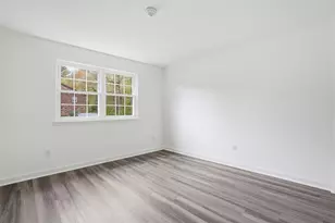 10 Kingswood Dr, Abington, MA 02351 - Photo 17