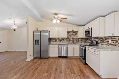 192 Reservoir St, Holden, MA 01520 - Photo 9