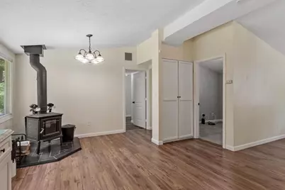 192 Reservoir St, Holden, MA 01520 - Photo 13