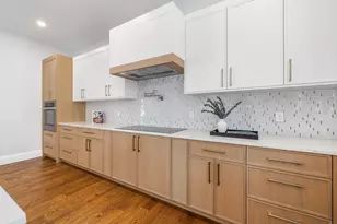 42 Bow Rd, Newton, MA 02459 - Photo 5
