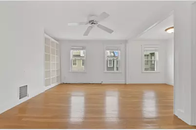 29 Green St, Boston, MA 02129 - Photo 9