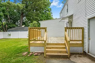 320 Tremont St, Springfield, MA 01104 - Photo 31