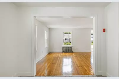 320 Tremont Street, Springfield, MA 01104 - Photo 7