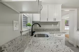 320 Tremont St, Springfield, MA 01104 - Photo 19