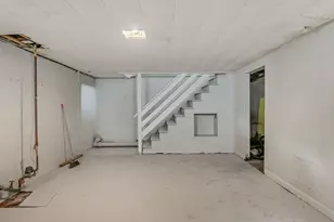 320 Tremont St, Springfield, MA 01104 - Photo 29