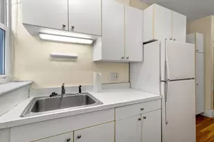 590 Washington St, Brookline, MA 02446 - Photo 11