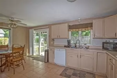 27 Country Club Dr, Westfield, MA 01085 - Photo 15