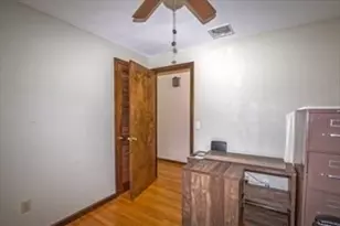 27 Country Club Dr, Westfield, MA 01085 - Photo 17
