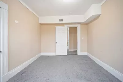 201 Main St, Springfield, MA 01151 - Photo 9