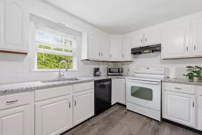 55 River Rd, Agawam, MA 01001 - Photo 7