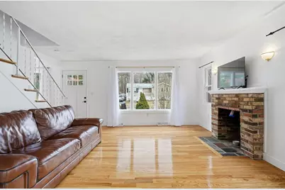 724 Linwood St. #724, Abington, MA 02351 - Photo 3
