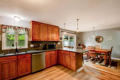 81 Causeway Terrace, Leominster, MA 01453 - Photo 5