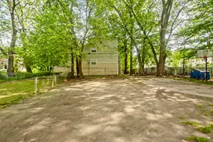 45 Orchard St, Springfield, MA 01107 - Photo 5