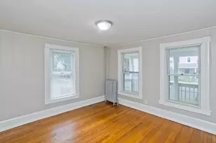 45 Orchard St, Springfield, MA 01107 - Photo 15
