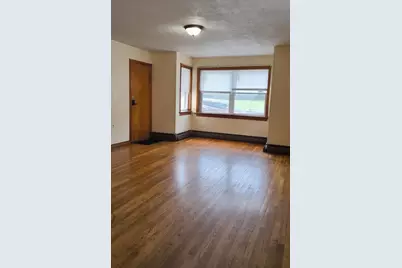 210 Hope St #1S, Fall River, MA 02721 - Photo 3
