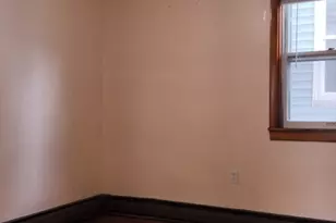 210 Hope St, Fall River, MA 02721 - Photo 5