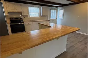 34 Boston St, Salem, MA 01970 - Photo 5