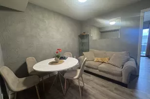 585 Revere Beach Pkwy, Revere, MA 02151 - Photo 13