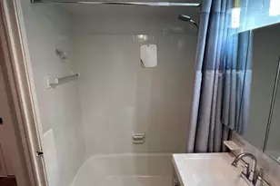 585 Revere Beach Pkwy, Revere, MA 02151 - Photo 11