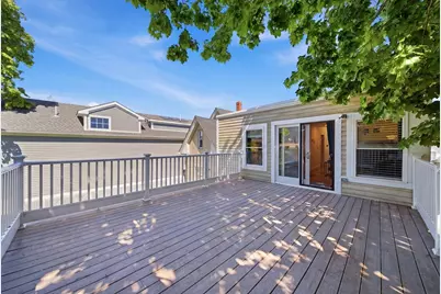141 Falcon St, Boston, MA 02128 - Photo 9