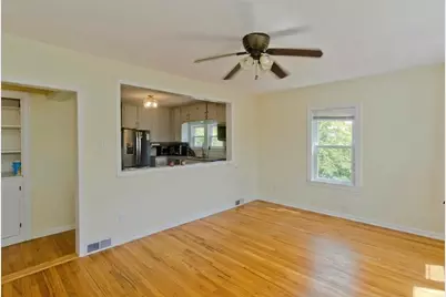 30 Cady St, Ludlow, MA 01056 - Photo 7