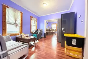 142 Abbott St, Lawrence, MA 01843 - Photo 9