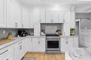 35 High St, Freetown, MA 02702 - Photo 21