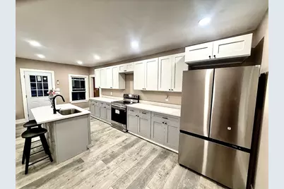 6 Wheelock St, Oxford, MA 01540 - Photo 7