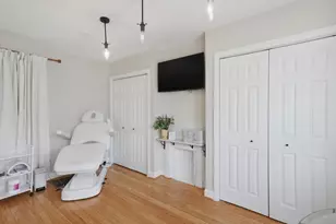 52 Pleasant St, Woburn, MA 01801 - Photo 25