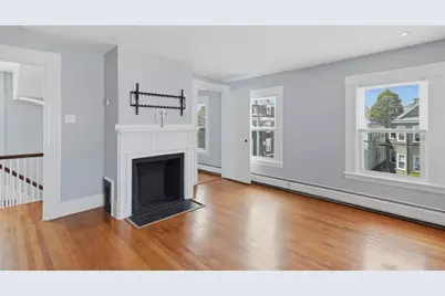 52 Pleasant Street, Woburn, MA 01801 - Photo 5