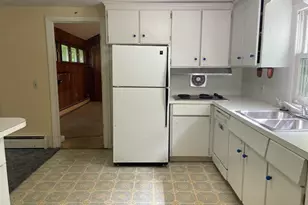 51 Jeffrey Ln, Amherst, MA 01002 - Photo 15
