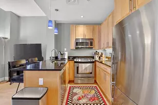 70 Lincoln St, Boston, MA 02111 - Photo 7