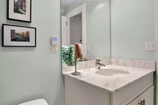 70 Lincoln St, Boston, MA 02111 - Photo 13