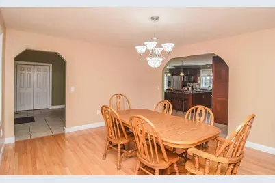 261 Oak St, Methuen, MA 01844 - Photo 7