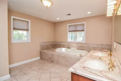261 Oak St, Methuen, MA 01844 - Photo 21